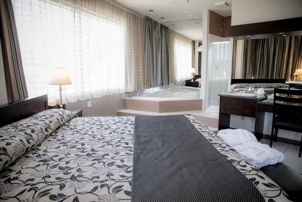 Hotel Charlemagne Zimmer foto